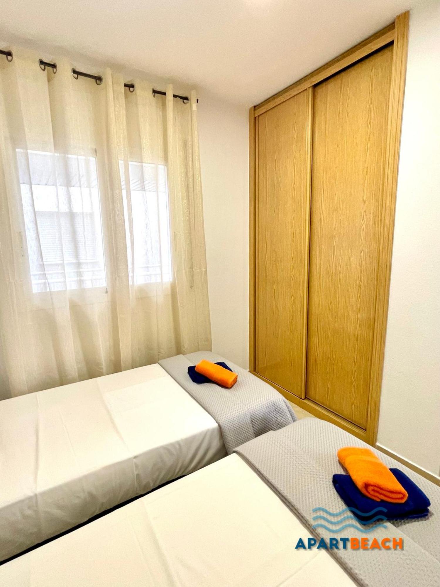 Apartbeach Golden I Muy Luminoso Junto Playa Y Climatizado 萨洛 外观 照片